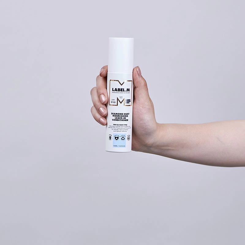 LABEL.M Diamond Dust Nourishing Leave-In Conditioner 150ml 2 LABEL.M Diamond Dust Nourishing Leave-In Conditioner 150ml - Image 2