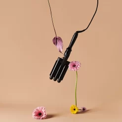 Mermade Hair Mini Waver 25mm - Black -Hair Care Store Mermade Hair Mini Waver 25mm Black lifestyle 1