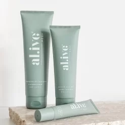 Al.ive Body Kakadu Plum & Macadamia Lip Balm 15ml -Hair Care Store al.ive body lip balm kakadu plum macadamia 15ml 4