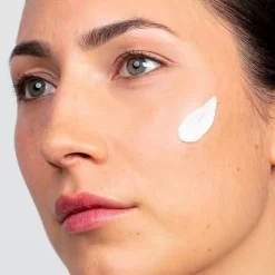 Αντίποδες Antipodes Reincarnation Facial Exfoliator 75ml -Hair Care Store antipodes reincarnation 3